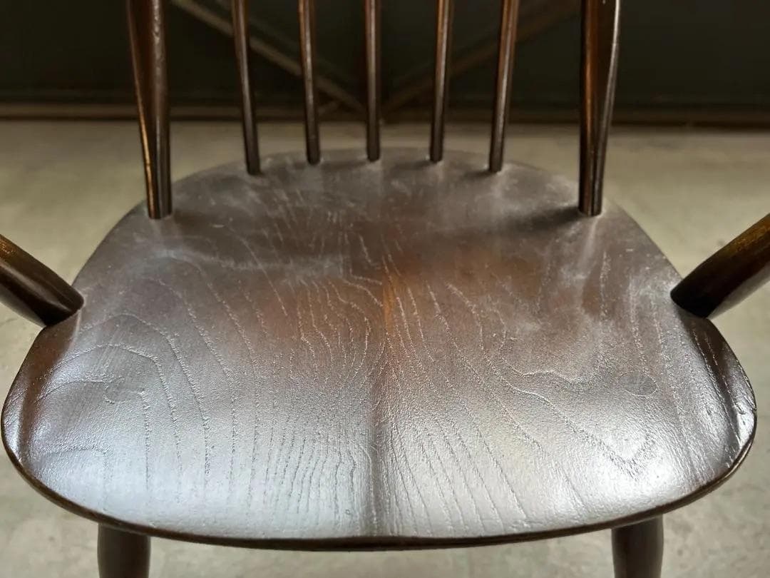 ERCOL / アーコール｜クエーカーアームチェア｜エルム材 ダークブラウン