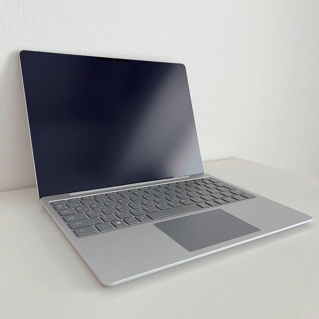 Microsoft ノートパソコン シルバー