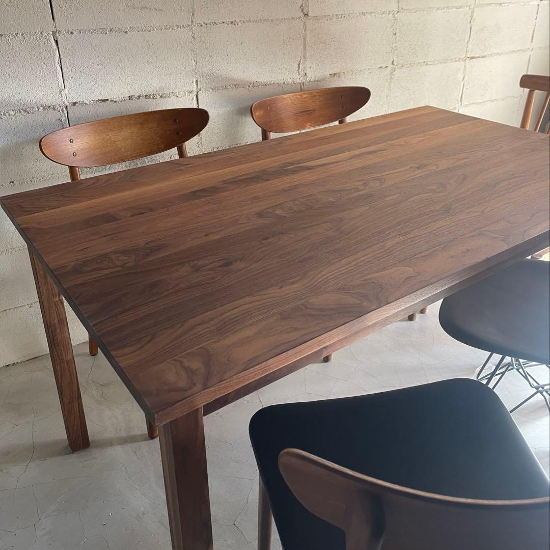 美品　MUJI 無印良品　ダイニングテーブル　ウォールナット 無垢材　木製
