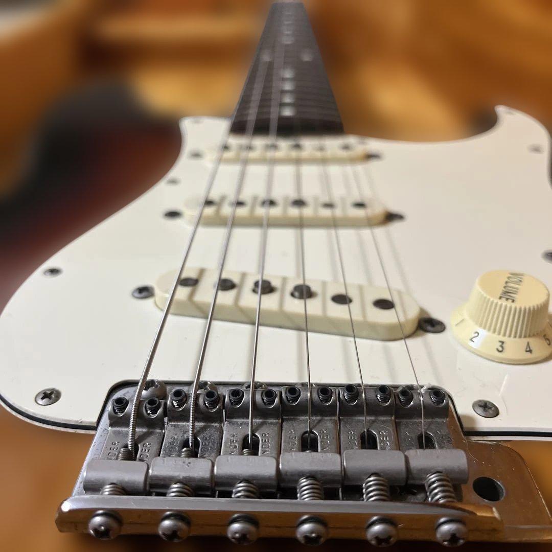 FenderJapan ストラト Lシリアル ￼ フジゲン製造期　ハードケース付