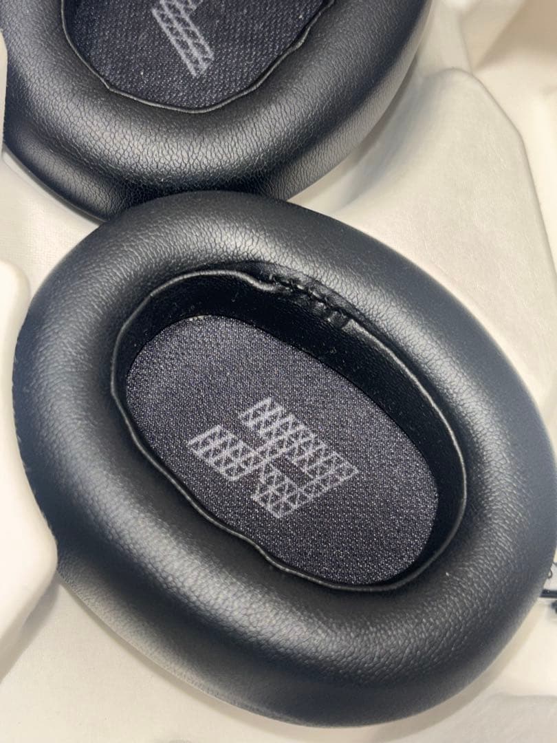 JBL Live 770NC ワイヤレスヘッドホン ブラック