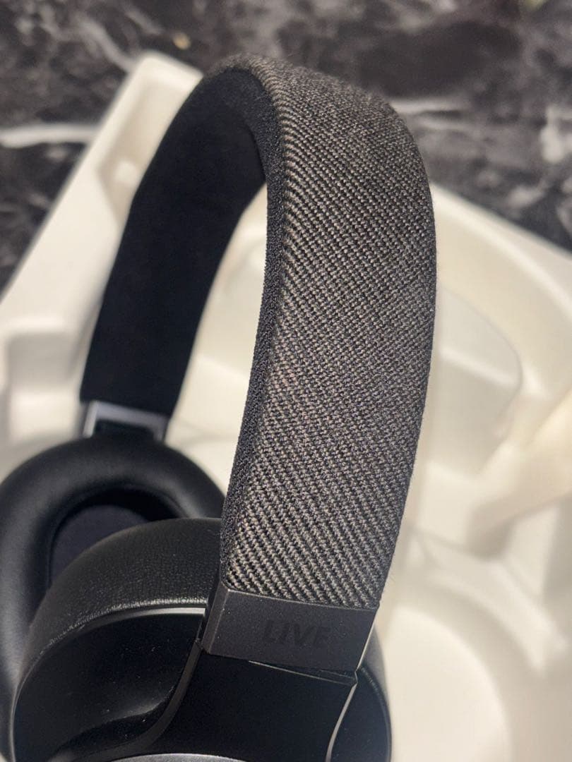 JBL Live 770NC ワイヤレスヘッドホン ブラック