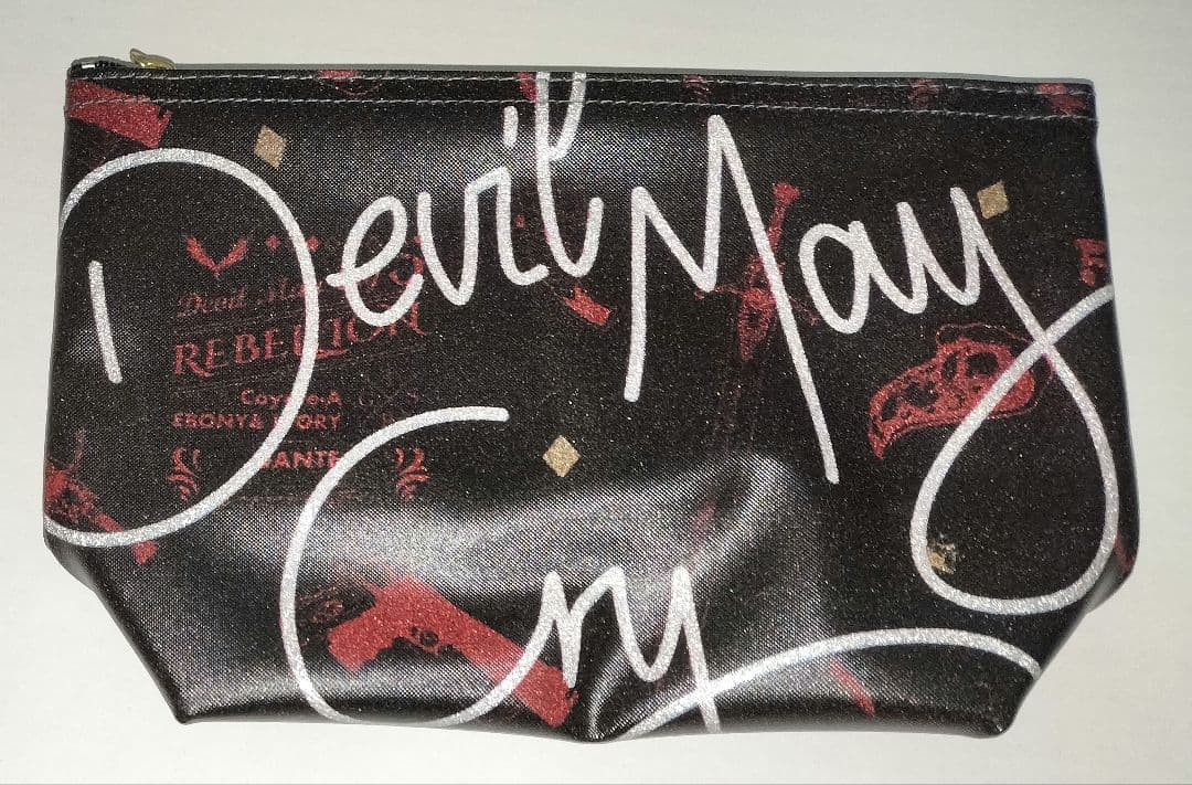 デビルメイクライ ダンテ ポーチ カプコンストア