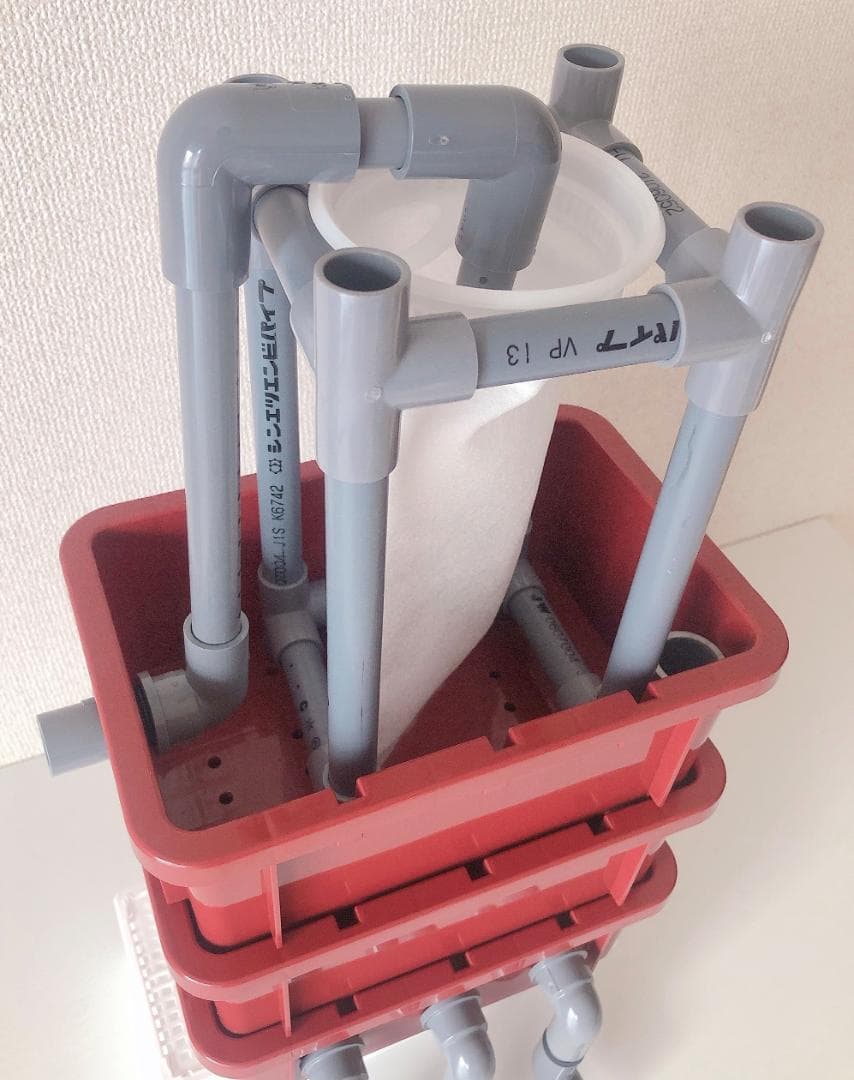 ワインレッドの オシャレな ３段濾過槽 タワータイプ 　浮遊物キャッチャー付き