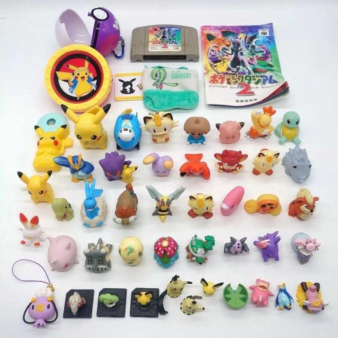 【大量】ポケモングッズ まとめ売り フィギュア ストラップ ゲーム 缶バッジ