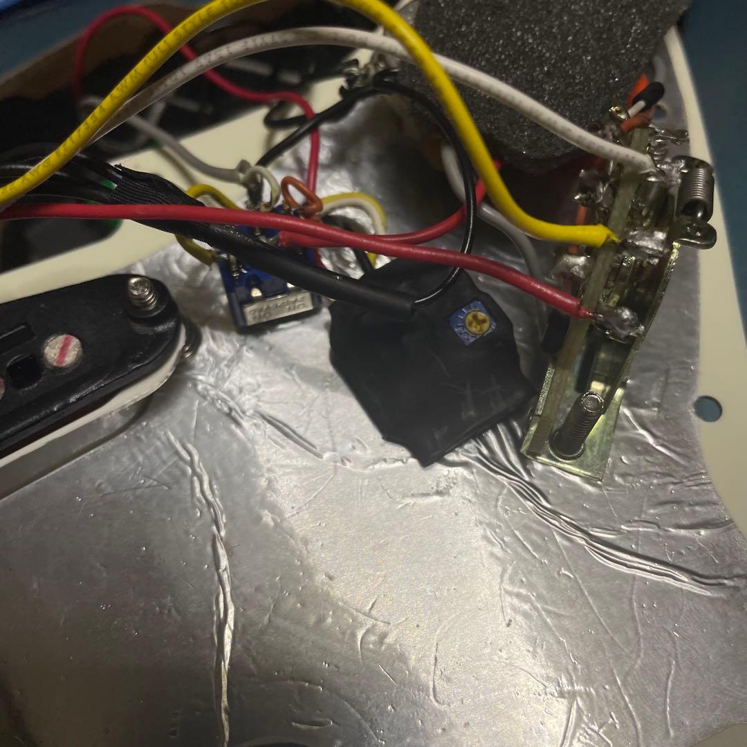 Fender Player Stratocaster バッファー内蔵　ロックペグ