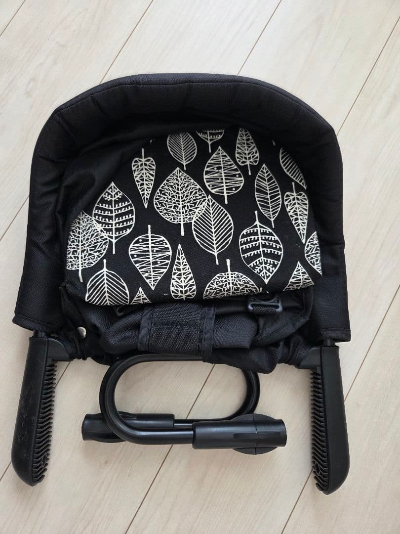 Bellos 犬用チェア ブラック 42x33cm