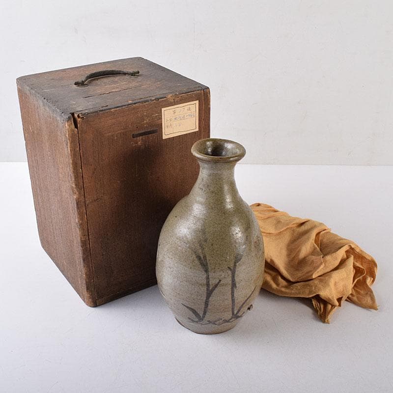 唐津焼　古唐津　絵唐津　草文　一輪生　徳利　時代箱　M　R8659