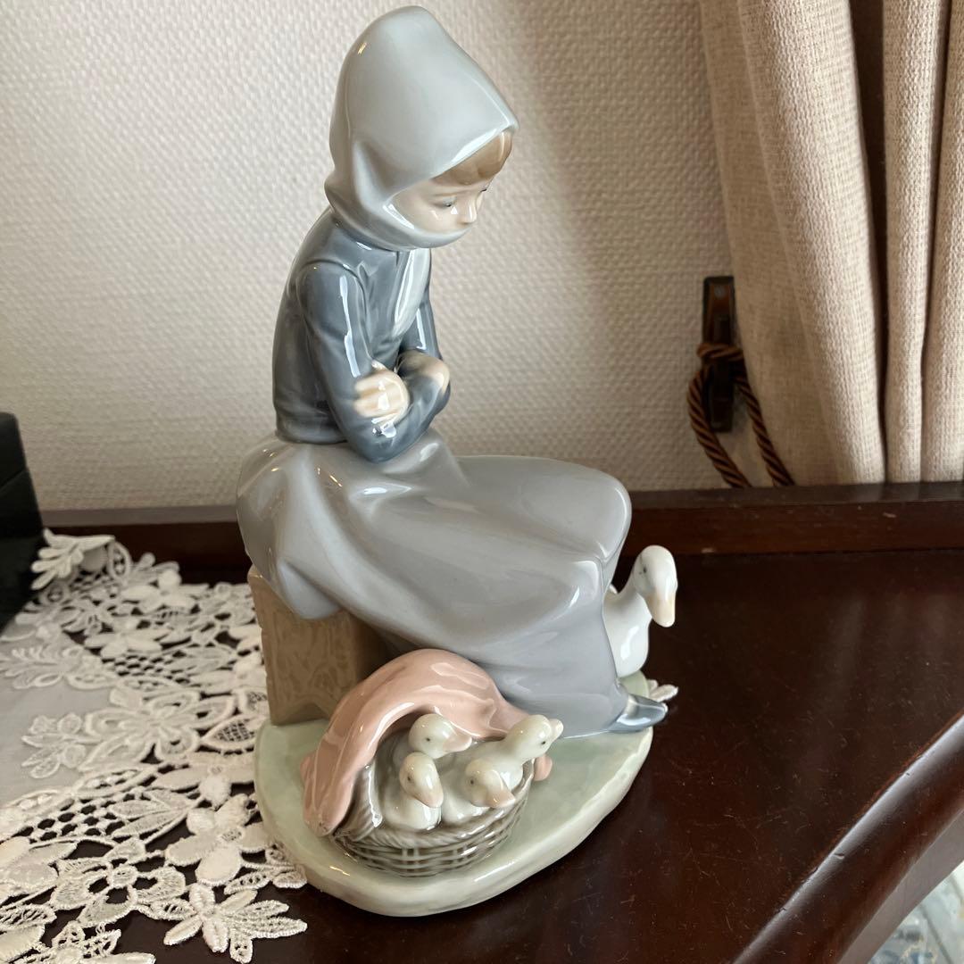 リヤドロ アヒルと少女