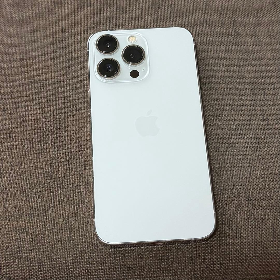 【美品】iPhone13Pro本体 1TB シルバーSIMフリー