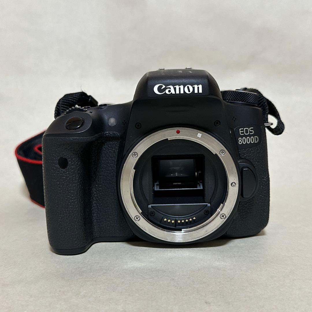 キャノン EOS8000D + 18-135 IS STM バッテリー4個付