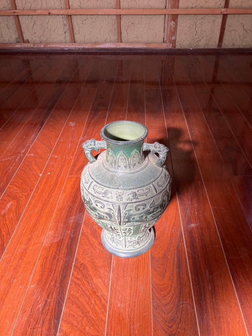 古い壺