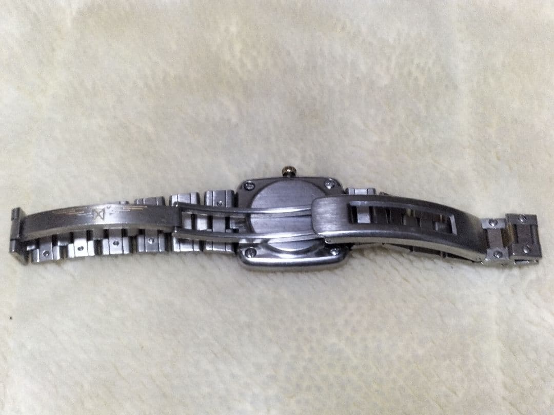 (ジャンク品)クォーツ腕時計 ゴールドシルバー コンビネーション