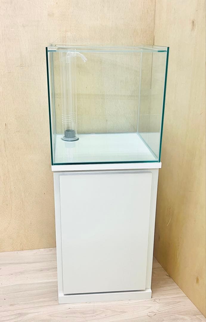 特注フランジ付き仕様450キューブ　オーバーフロー水槽