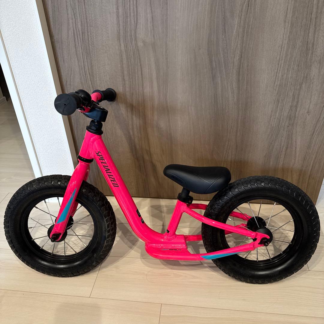 Specialized ピンク HOTWALK 12インチ