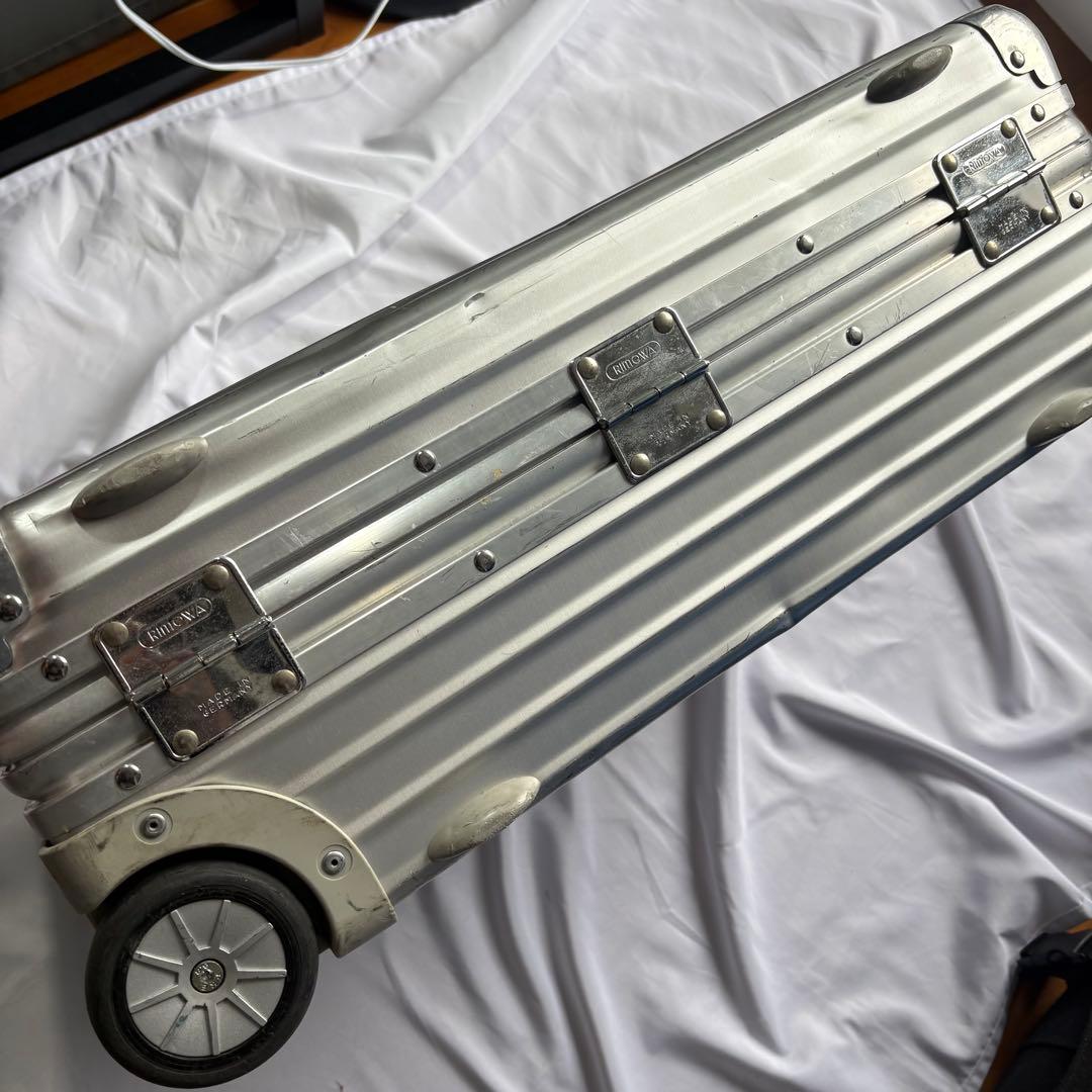 RIMOWA Classic Fight 33L 機内持ち込み キャリーケース