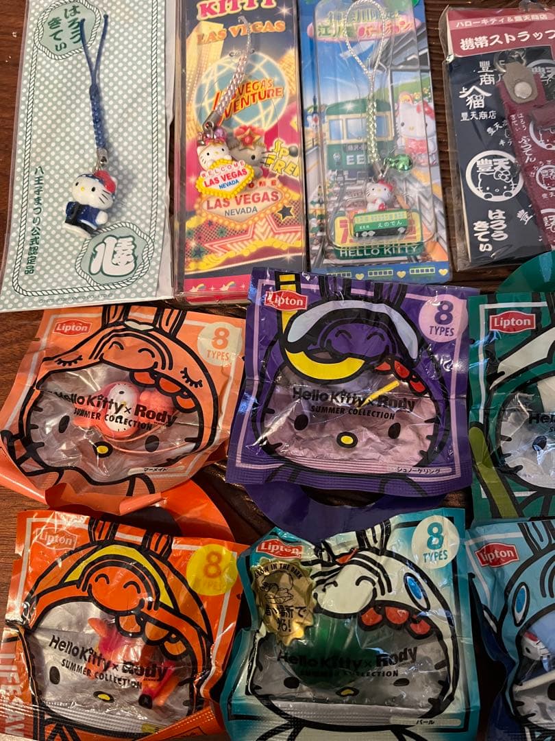 ハローキティ ご当地根付ストラップ