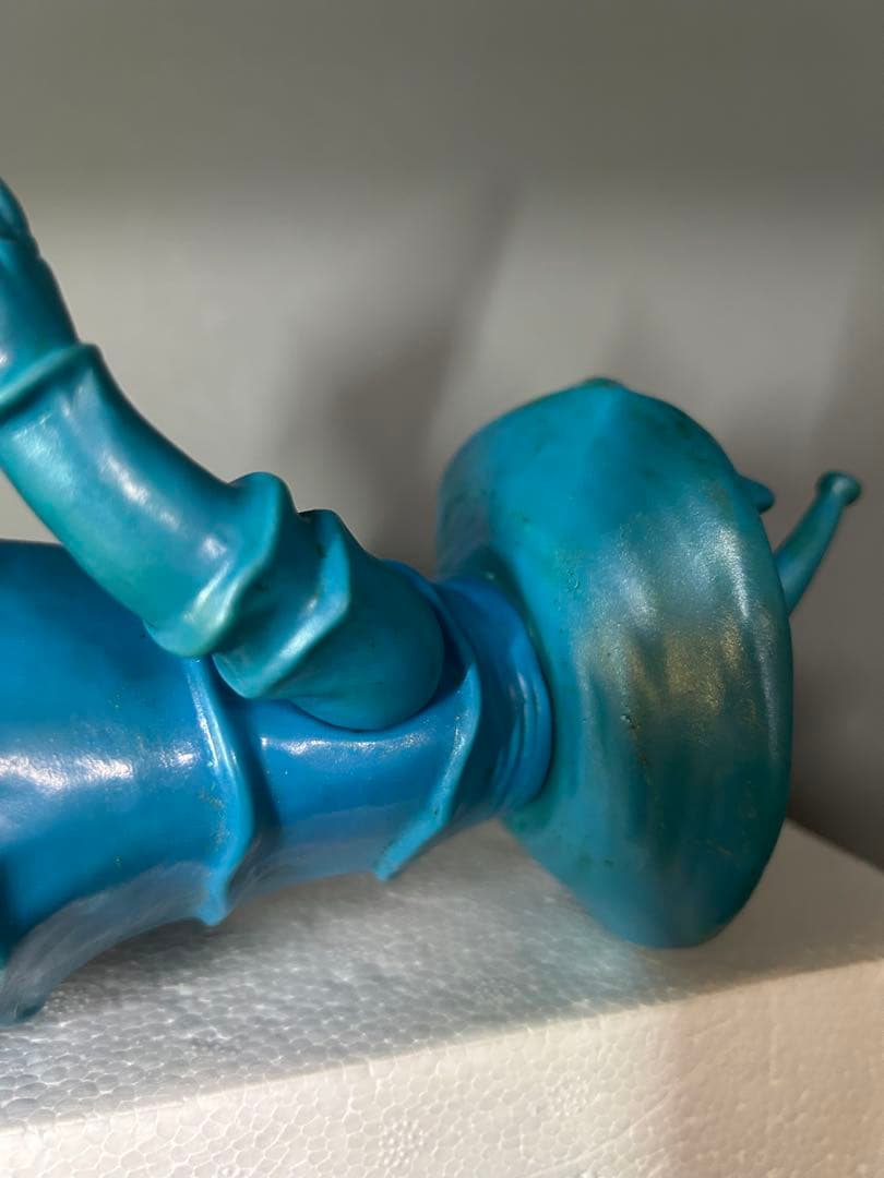 断捨離マン　カネゴン　マルサン　円谷プロ