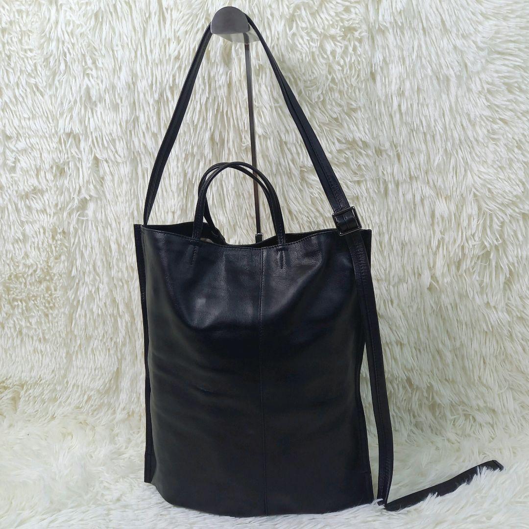 【美品】イアパピヨネ 牛革 ぺたんこ トート ショルダーバッグ 2way A4可