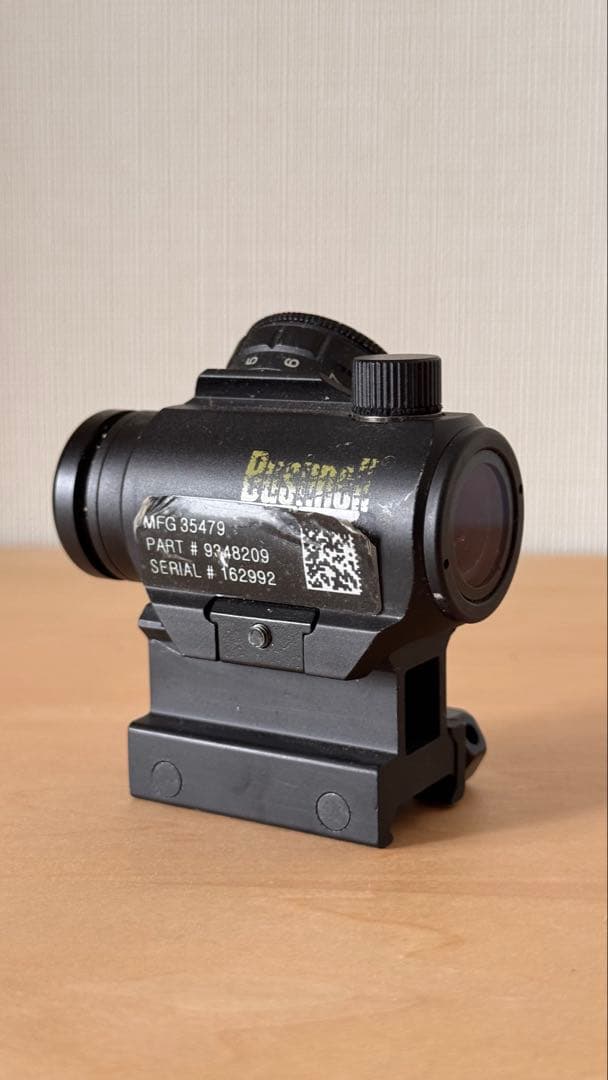 Bushnell TRS-25ドットサイト　実物