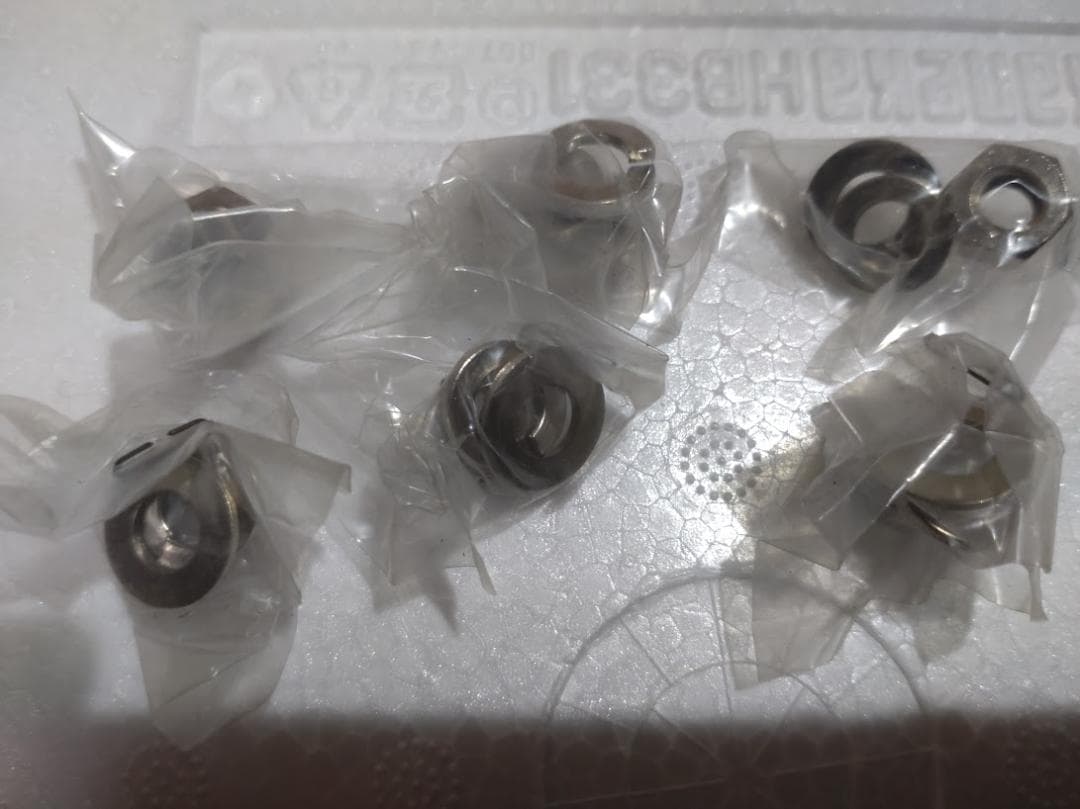 TOSHIBA　2SC1077　6PCS　新品未使用