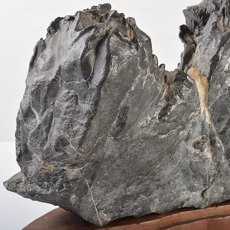 天然石　鑑賞石　太湖石　霊壁石　置物　重さ約5.4kg　唐木台付　CR7169F