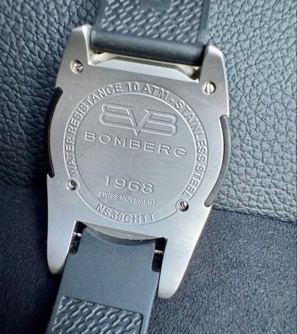 BOMBERG ボンバーグ クォーツ クロノグラフ 腕時計