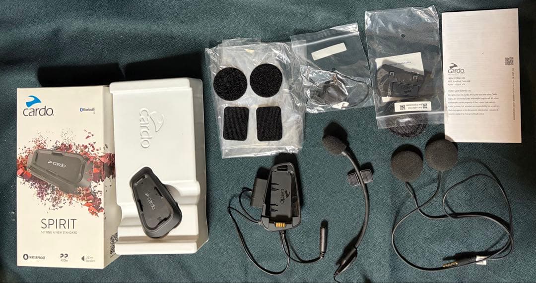 Cardo Spirit インカムシステム