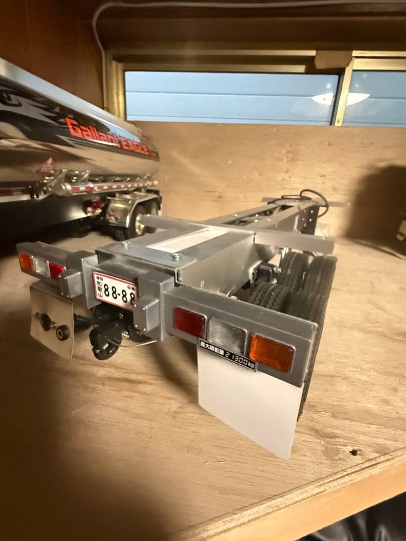 ラジコントレーラーコンテナトレーラー