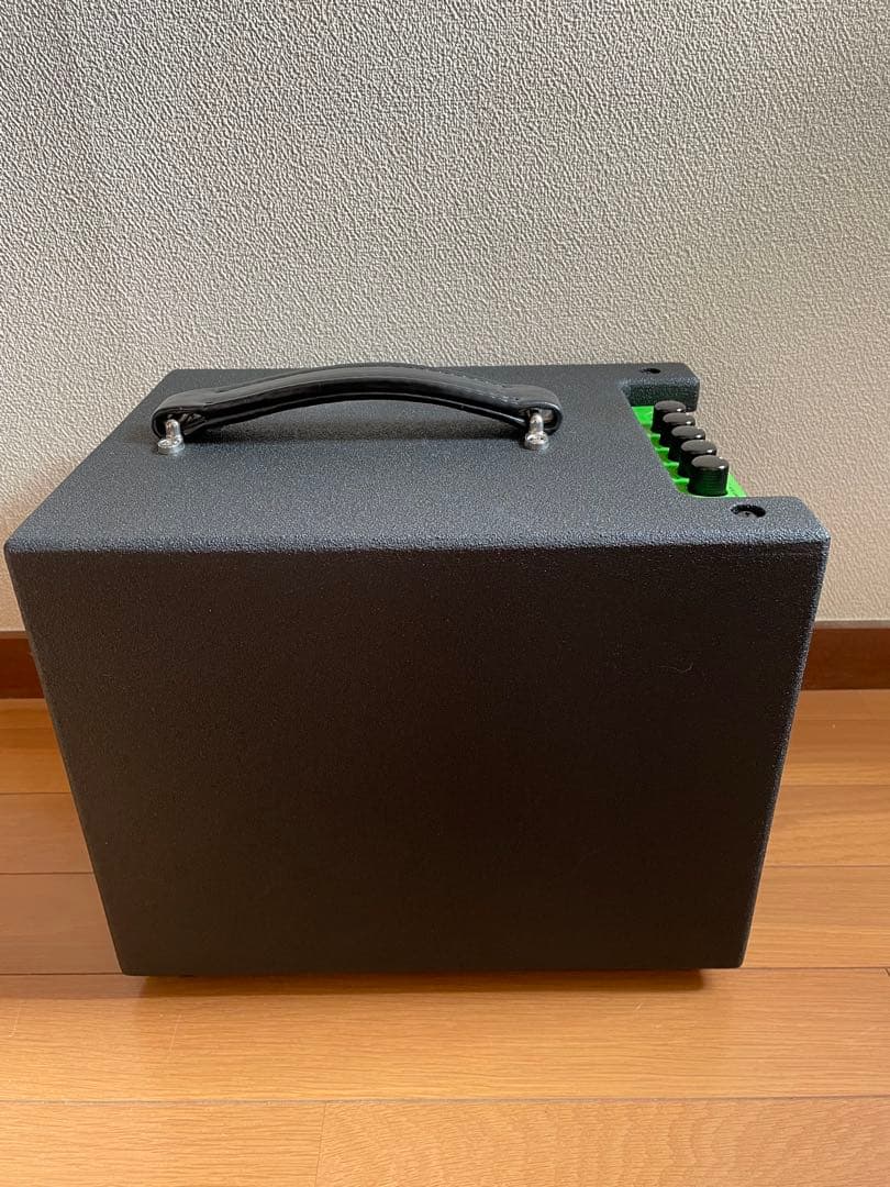 TRACE ELF 1x8 COMBO ベース用アンプ