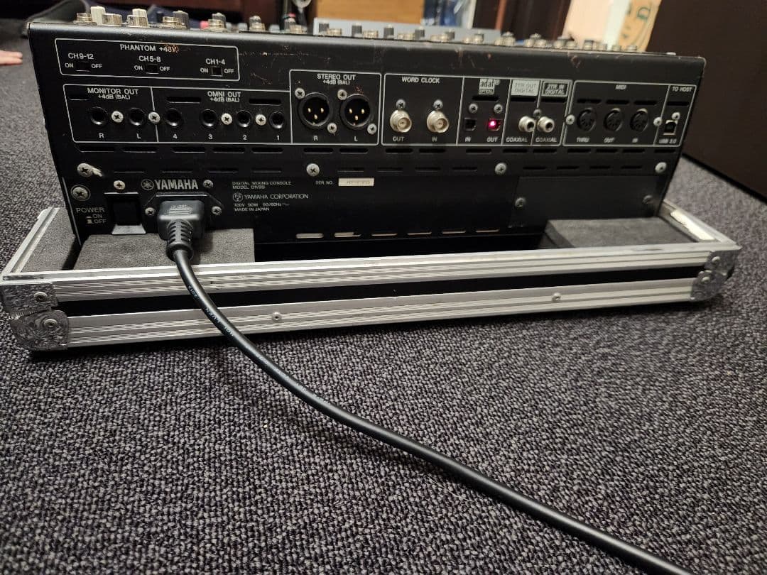 YAMAHA O1V96 デジタルミキサー　専用ハードケース付 / 動作品