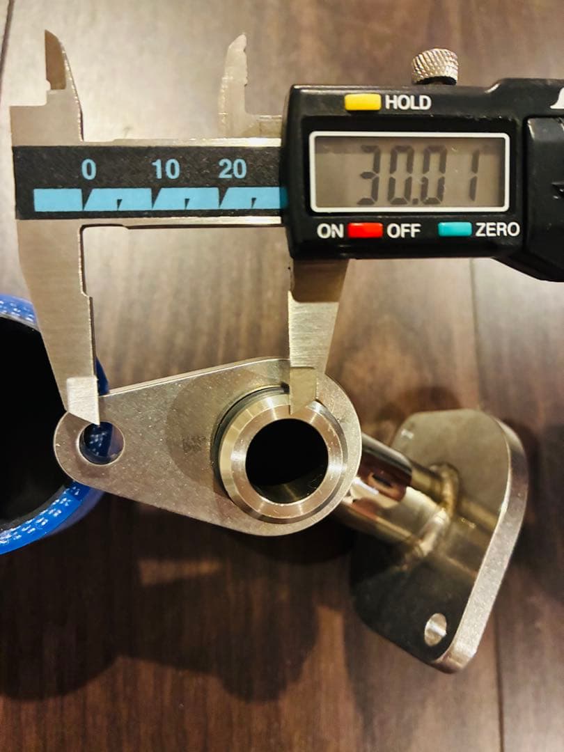 ジムニー JB23 4型-10型 ブローオフバルブFV2 取付用ステー単体中古品