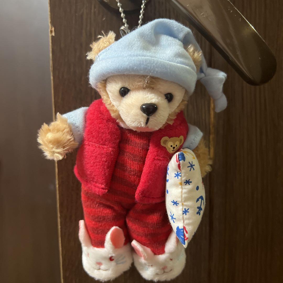 ダッフィーぬいぐるみバッジ・パジャマ