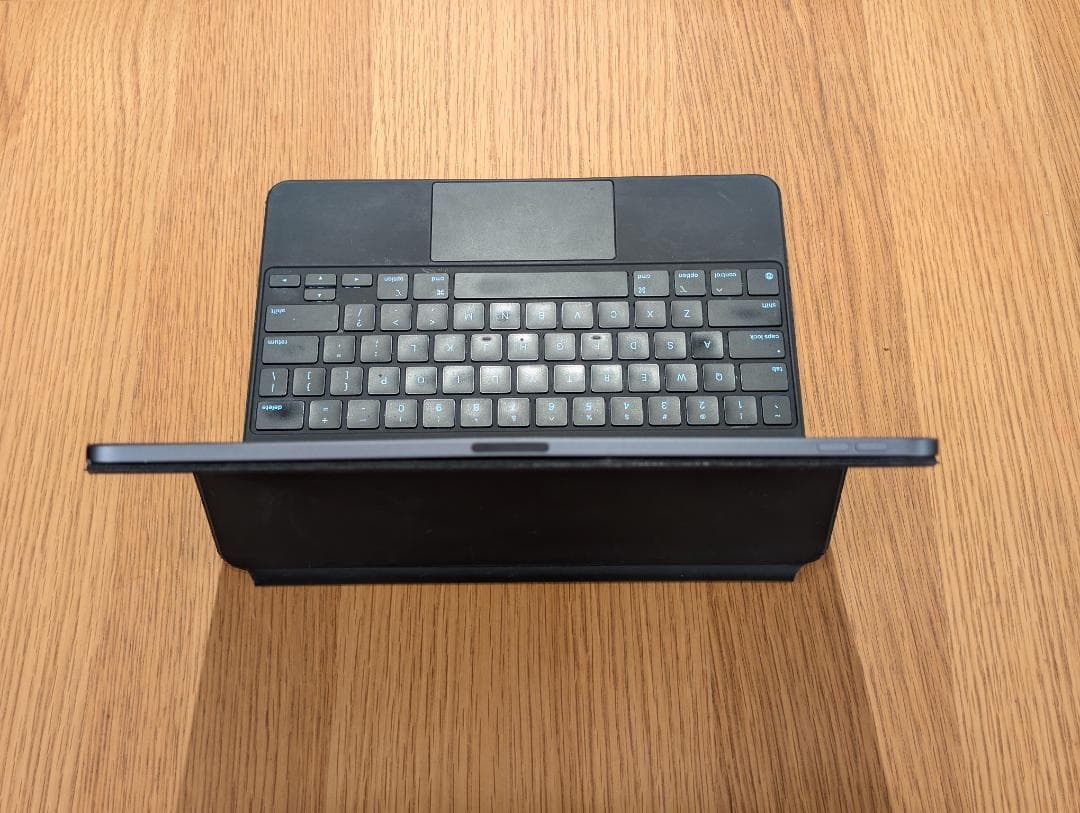 iPad Pro 12.9 (第3世代) 256GB マジックキーボード