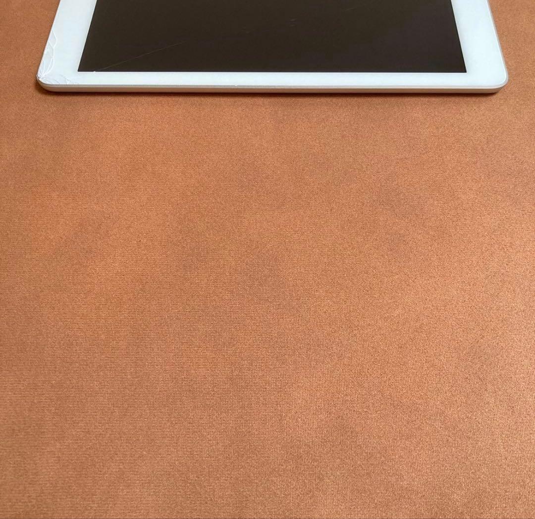 iPad6 第6世代 32GB SIMフリー