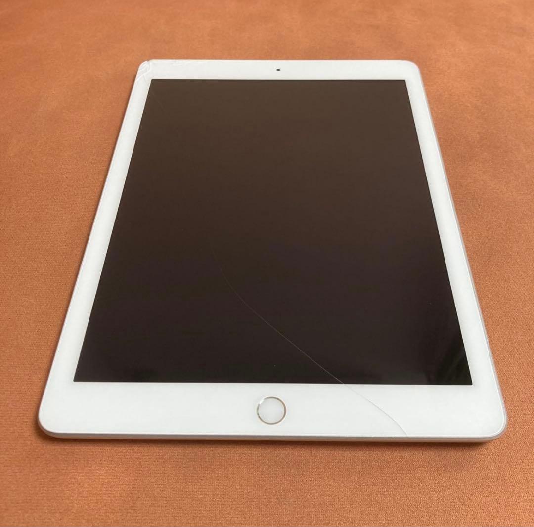 iPad6 第6世代 32GB SIMフリー