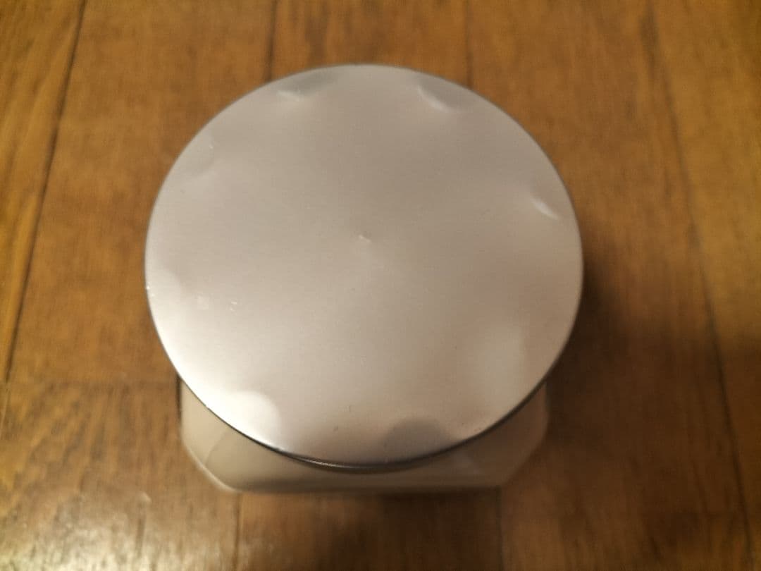 【未使用】ローラメルシエ　ホイップトボディクリーム　アンバーバニラ300g