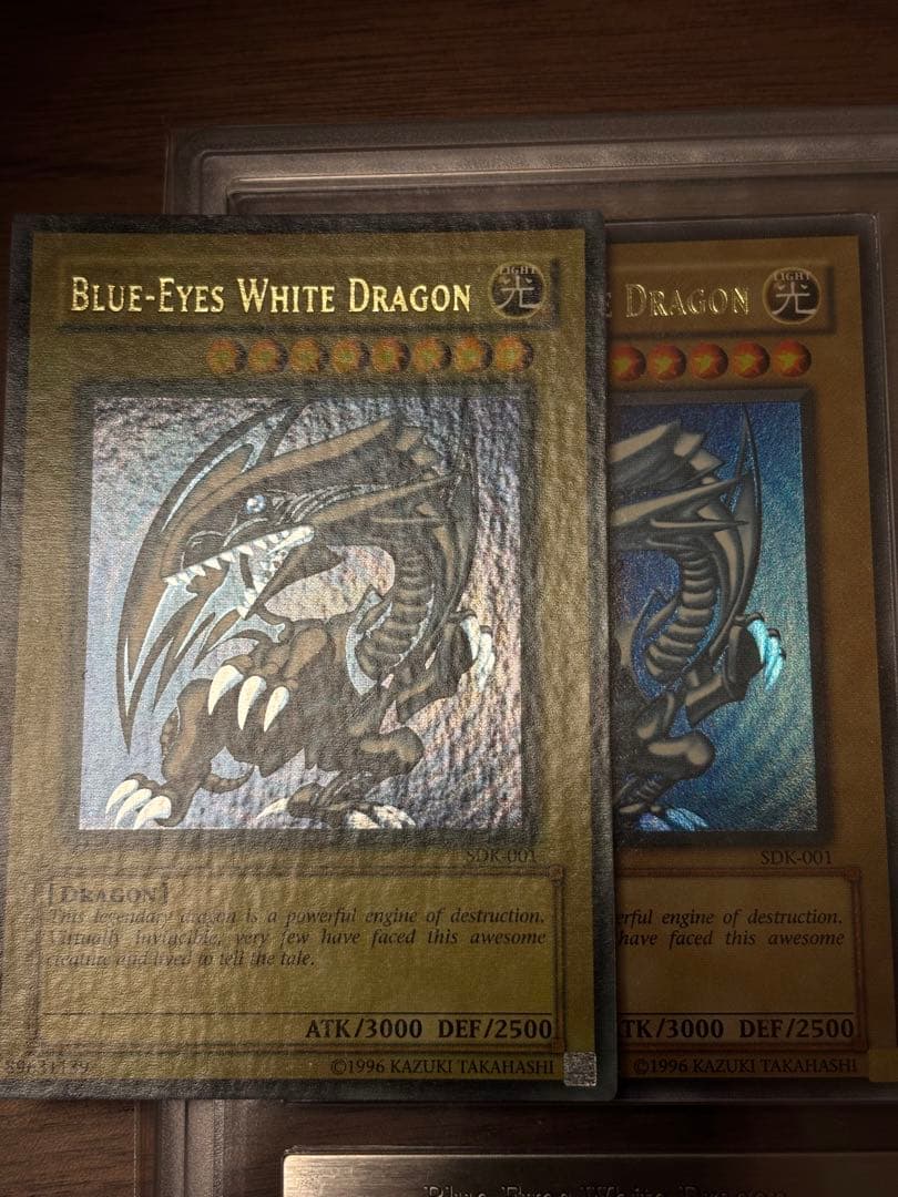 M*Ⅱ様 遊戯王　青眼の白龍　英語版　heavy faded、wavy