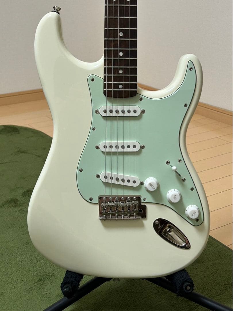 ギター Squire Classic Vibe '60s Stratocaster