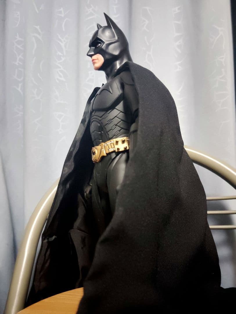 2006.HOTTOYS/MMS13“BATMAN BEGINS”