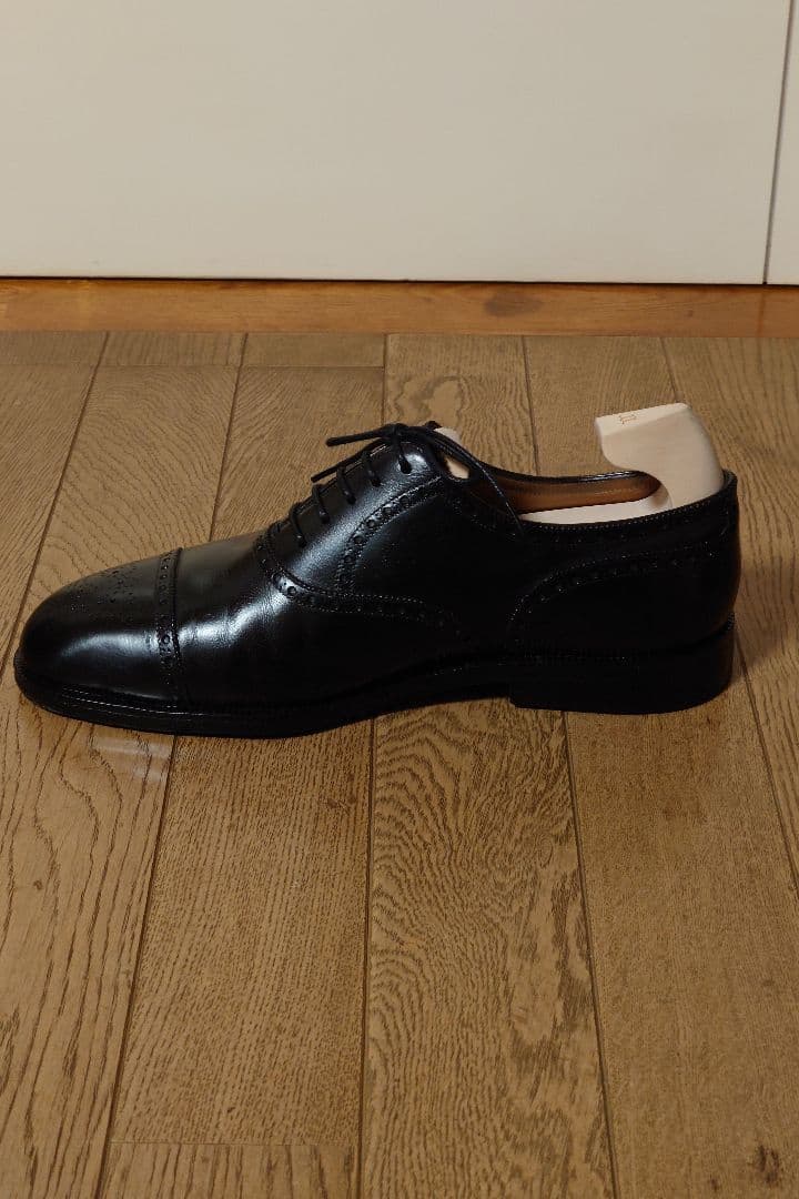 希少　パリ　ジョンロブ　ビスポーク　シューズ　セミブローグ　　ブラック　本体のみ