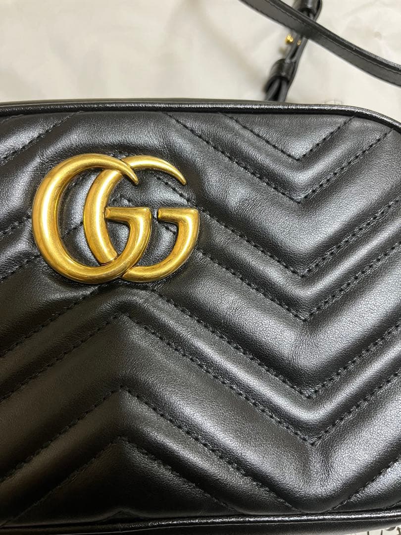 GUCCI マーモント ブラック GGロゴ ショルダーバッグ グッチ