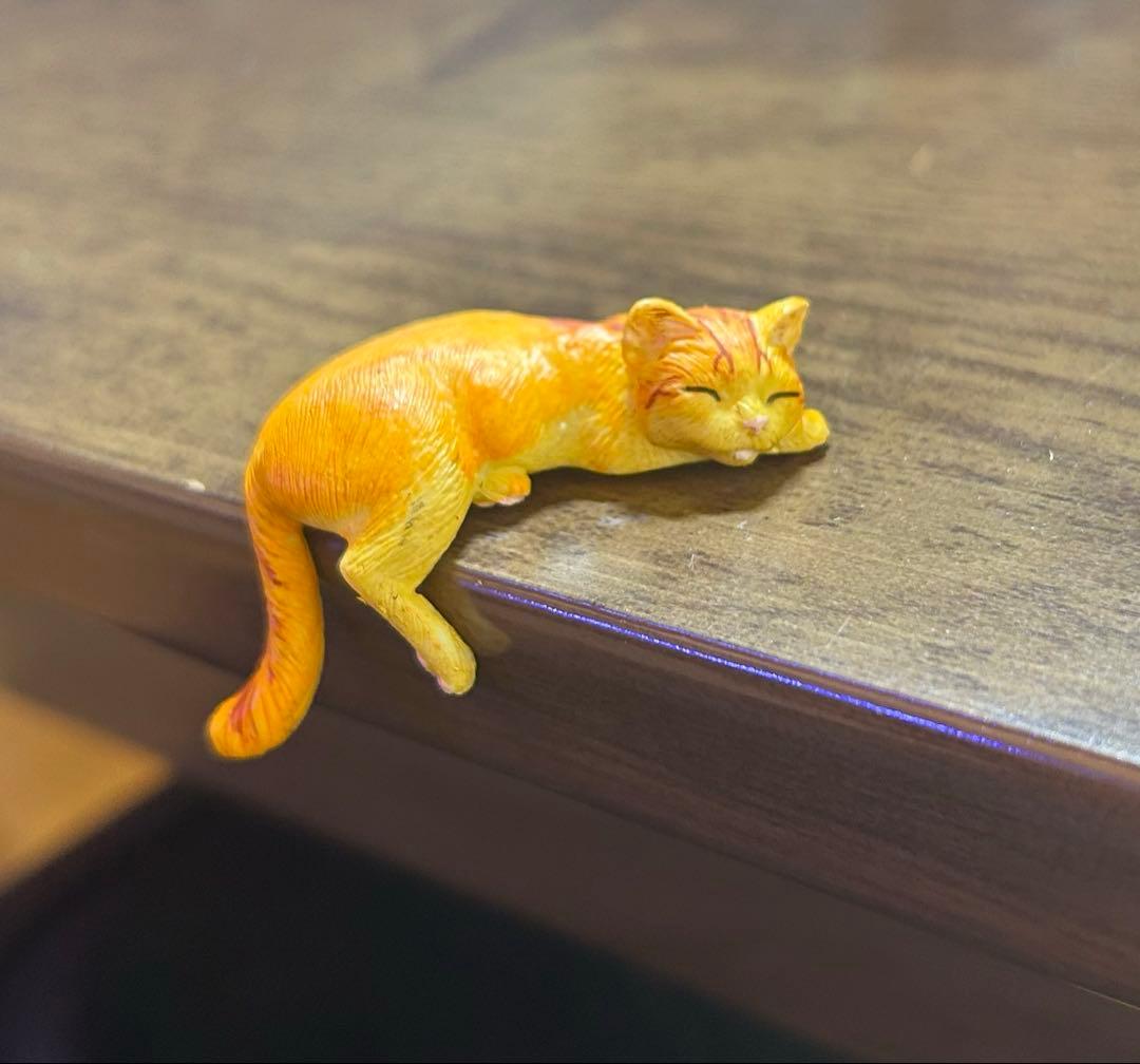 希少 猫 フィギュアと小物セット レア 鑑賞 ガチャ コレクション