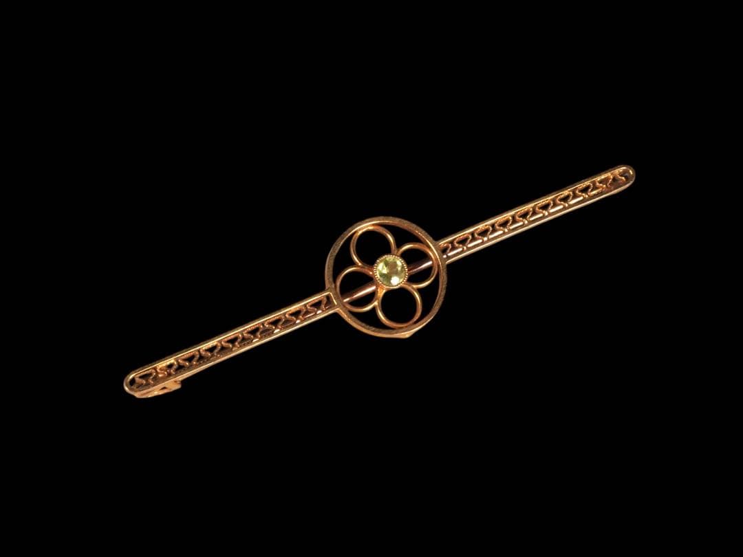 エドワーディアン期　英国製　9金　ペリドット　ブローチ