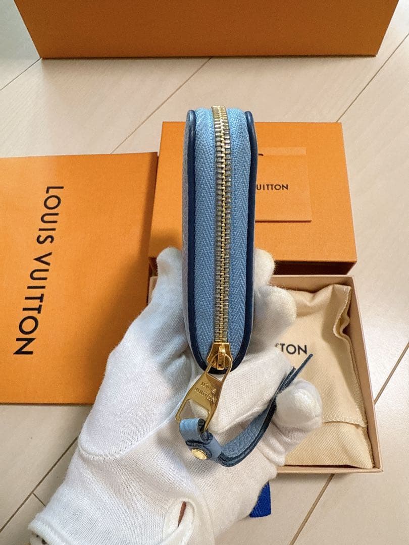 ヴィトン アンプラント バイザプール ジッピーパース サマーブルー