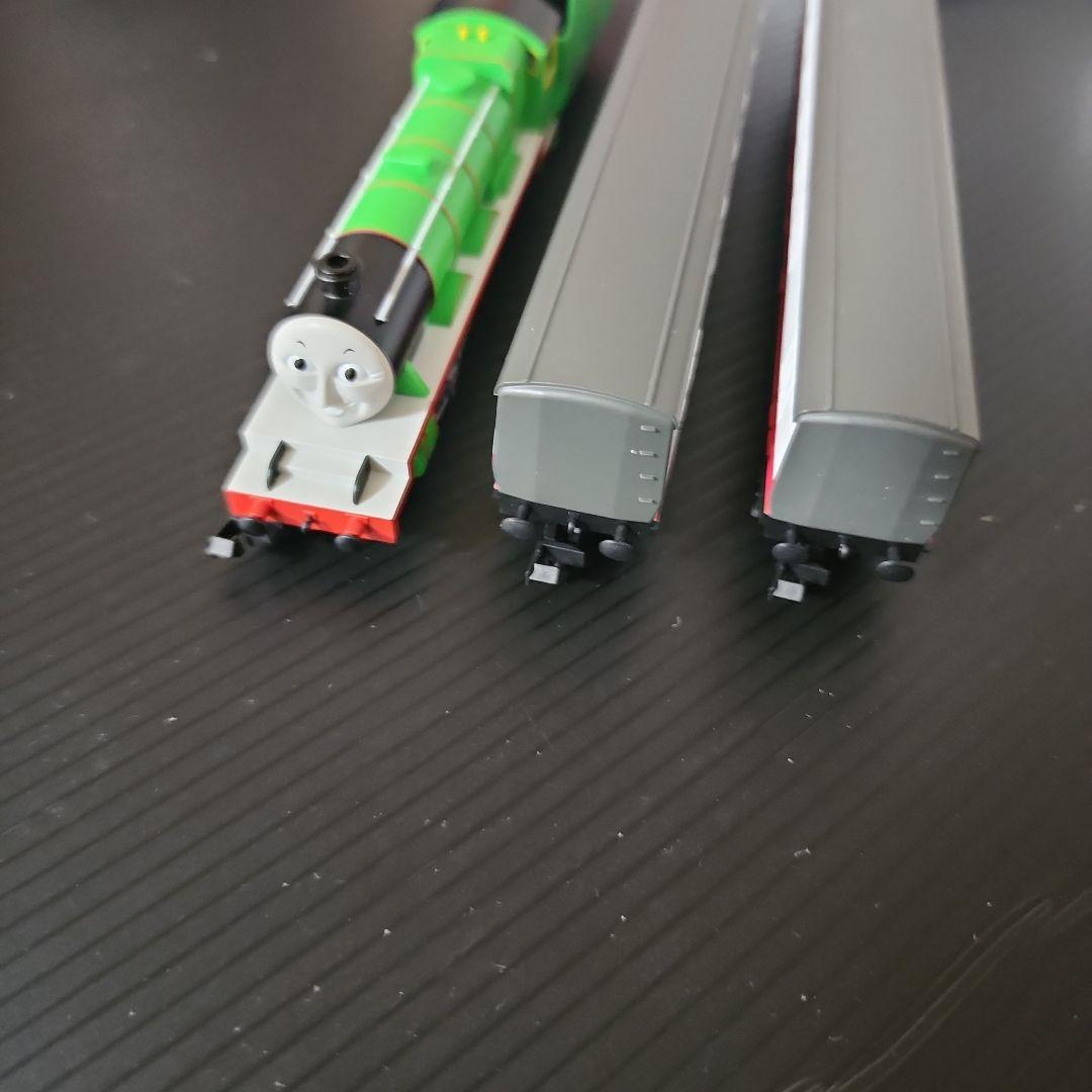 NゲージTOMIX 93805きかんしゃヘンリー急行93806急行客車(レッド)