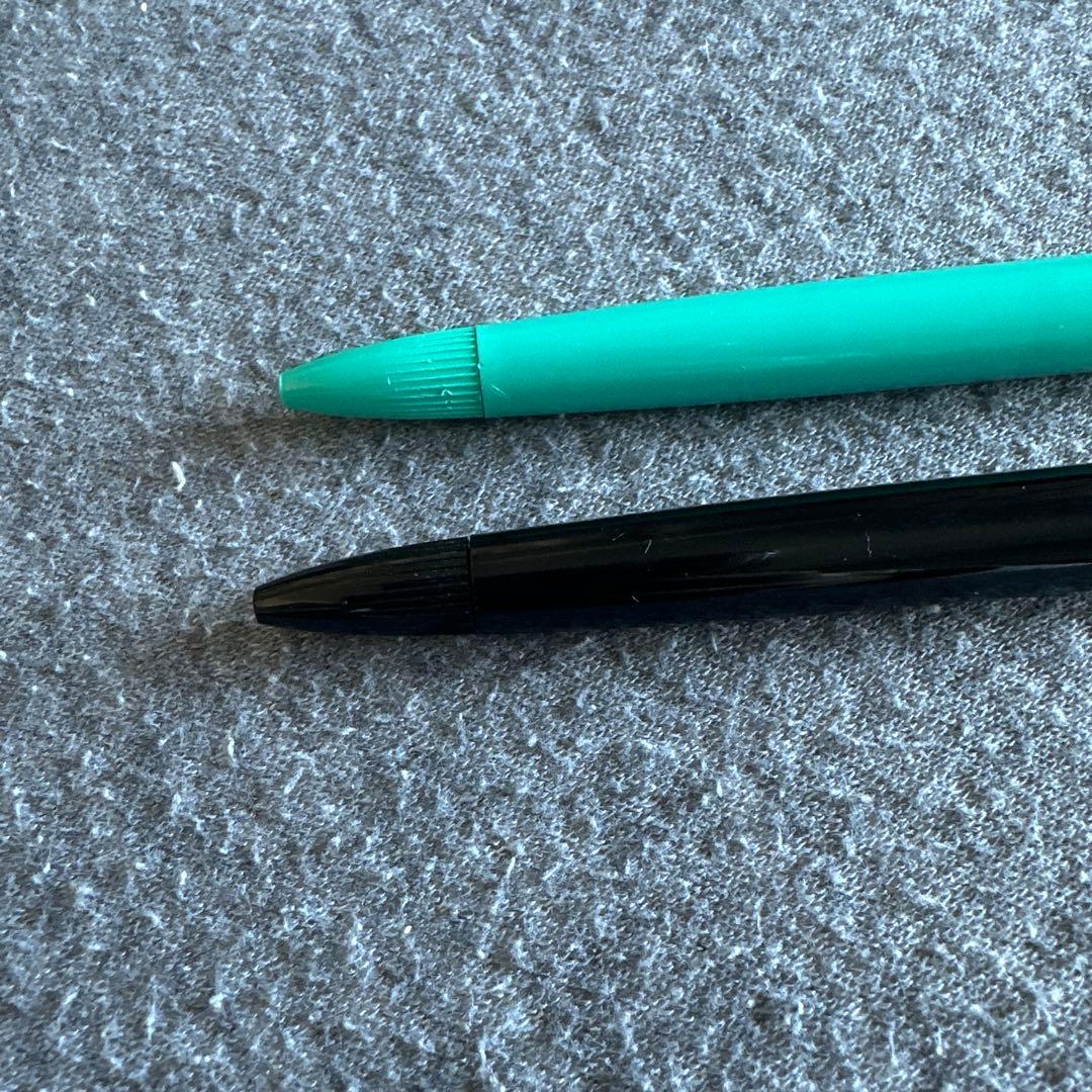 ボリス雑貨店　フローティングペン　ヒグチユウコ