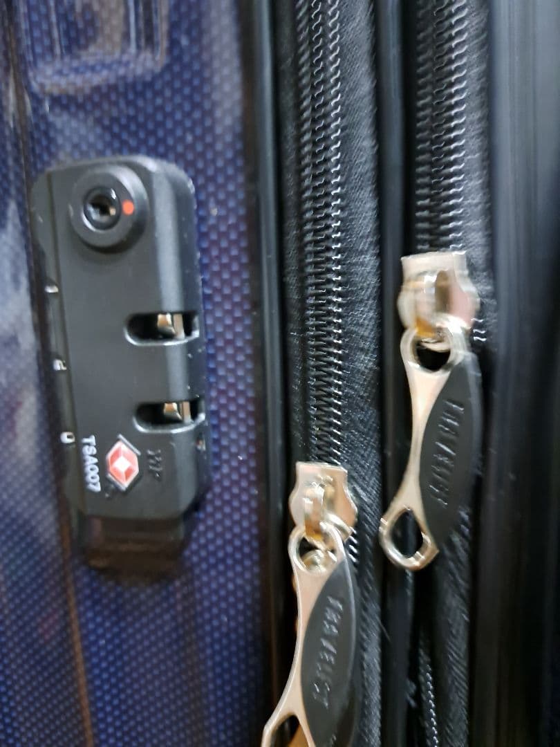 ネイビー ストライプ 中型キャリーケース　[テラさん専用]