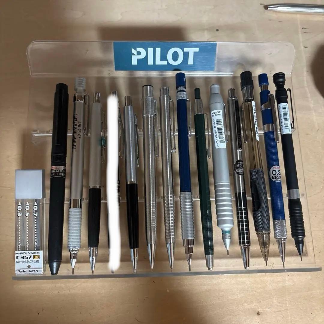 廃盤シャープペンシル、ボールペンまとめ売り パイロットの什器付き