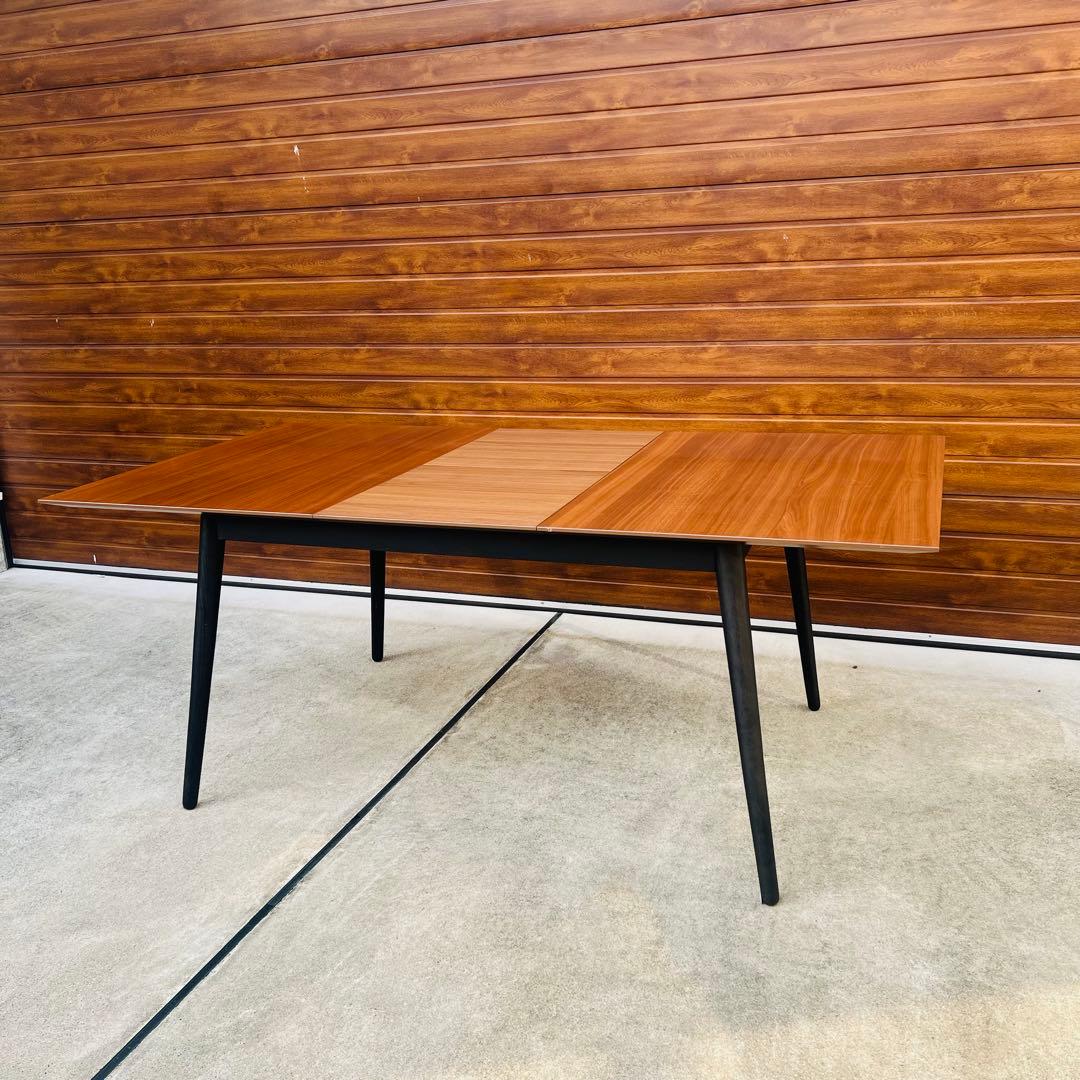 美品 BoConcept Milano ダイニングテーブル エクステンション